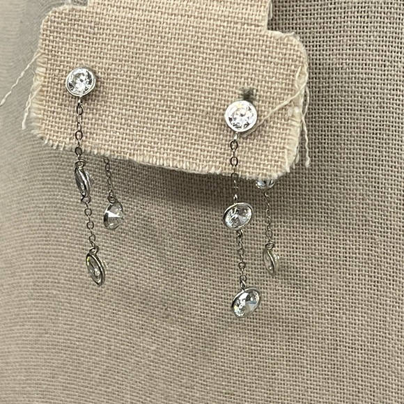 Vintage 14k White Gold Diamonique Dangle Earrings - 2.9g, 1.75” - Picture 10 of 17